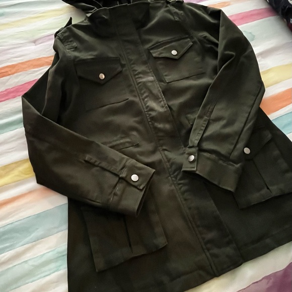 Marker & Spruce Women’s Green jacket size Medium - Picture 8 of 9